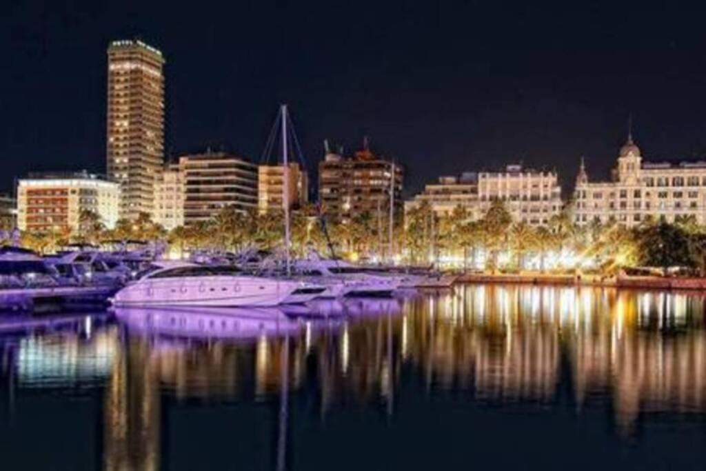 Apartamento Boutique céntrico a 5 min playa  Alicante Exterior foto